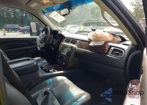 2013 GMC Sierra 2500Hd Denali z USA, uszkodzony, nr VIN 1GT125E80DF237312